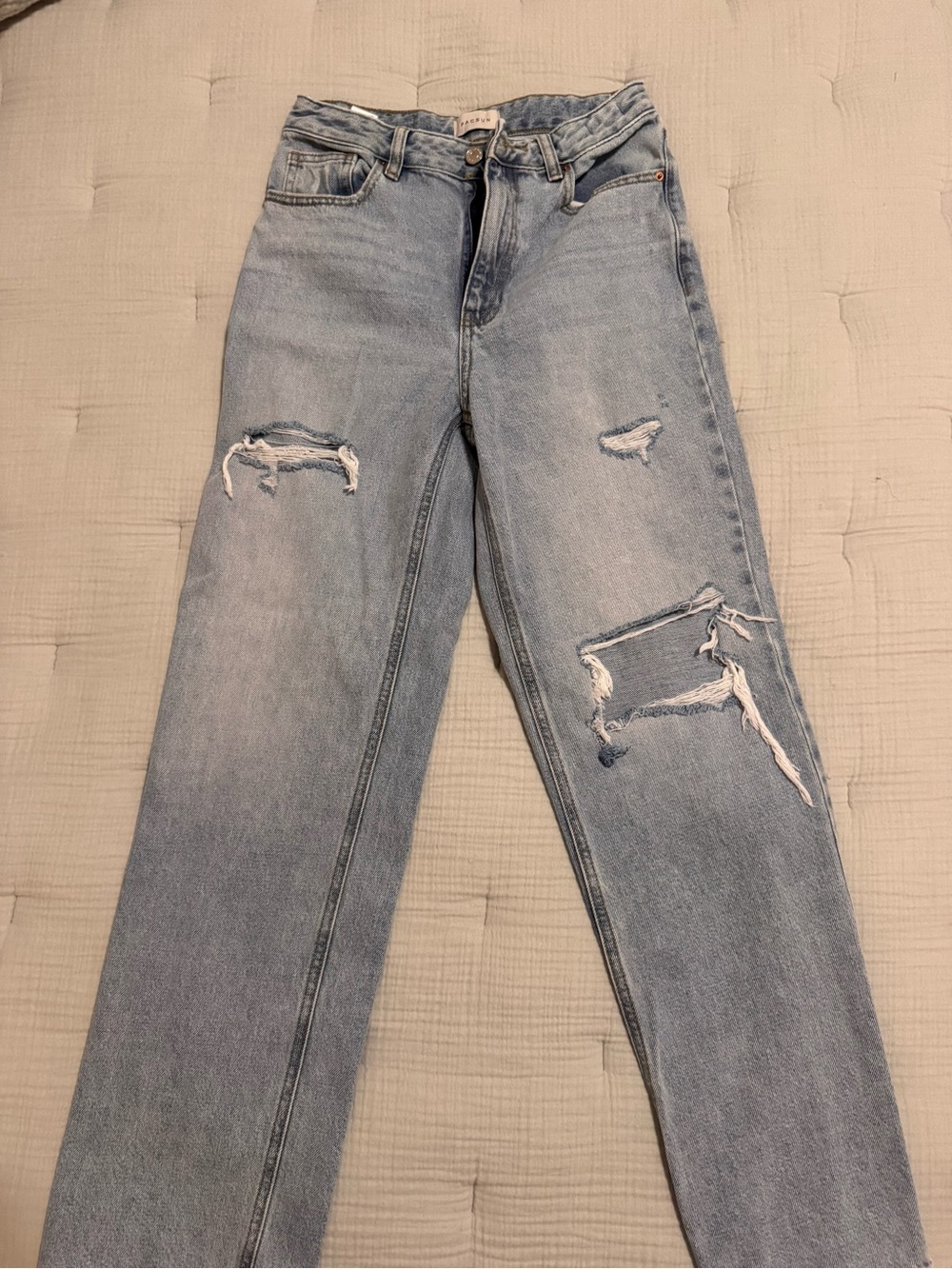 PacSun Light Blue Distressed 90’s Boyfriend Jeans